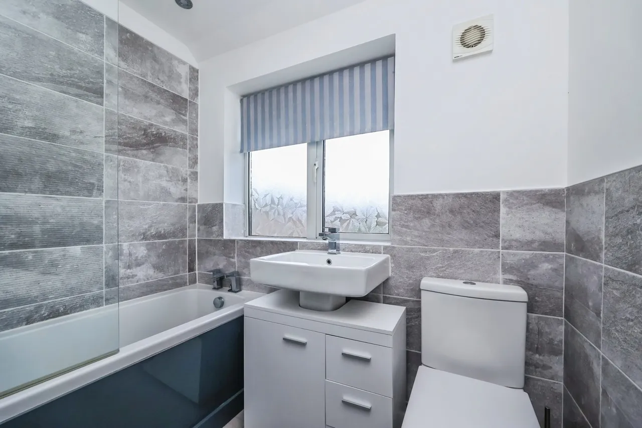 Westville Drive, Hucknall, NG15, photo 9