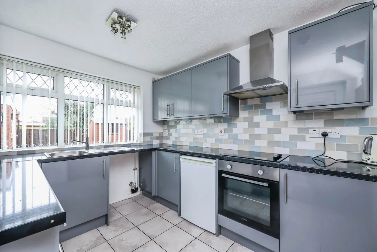 Westville Drive, Hucknall, NG15, photo 3