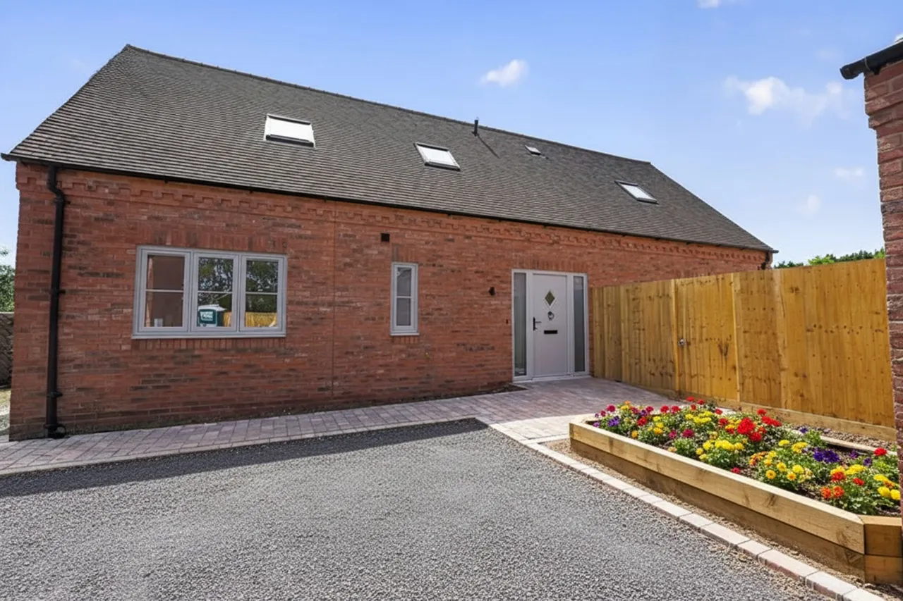 3 bed house for sale, Croft Cottage, High Close Farm, CV37