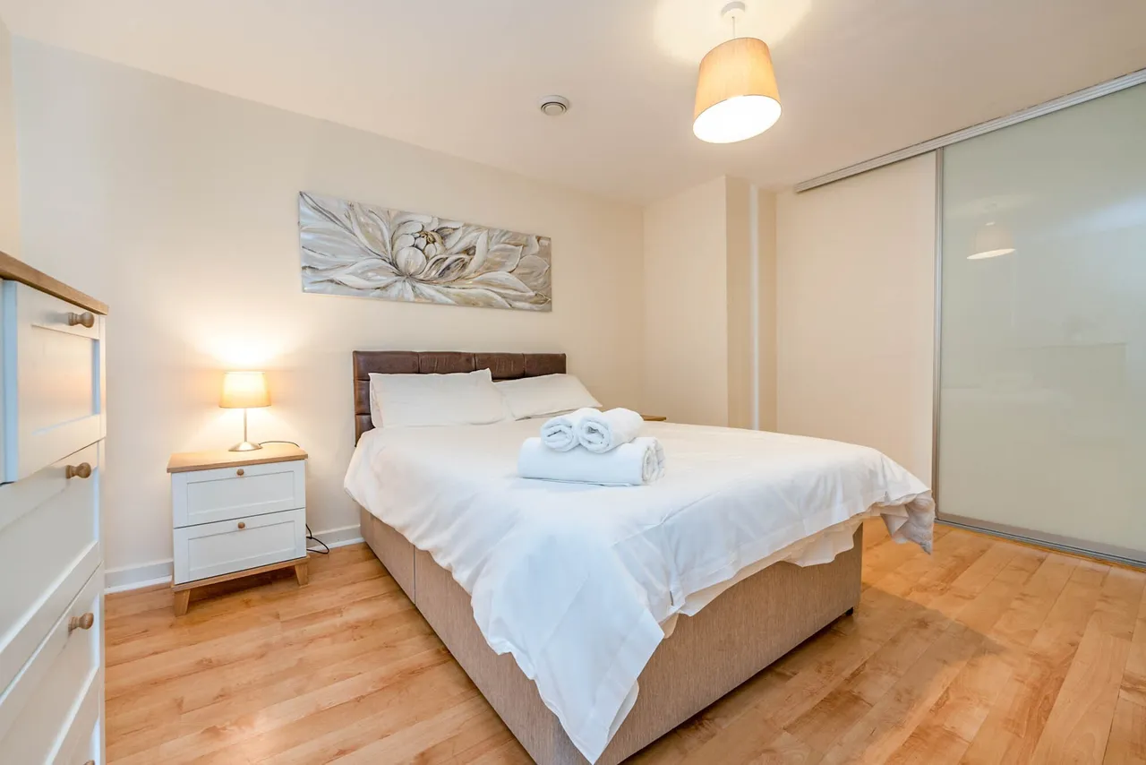 Beckhampton Street, Swindon, SN1, photo 6