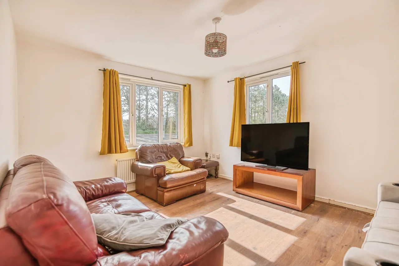 Sunningdale Drive, Milford Haven, SA73, photo 6