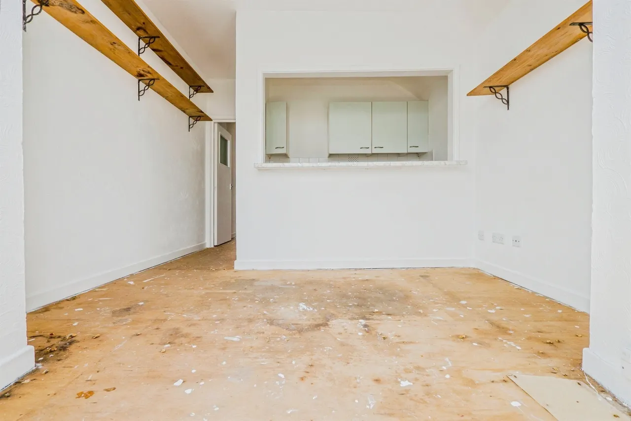 Connaught Road, Roath, CF24, photo 11