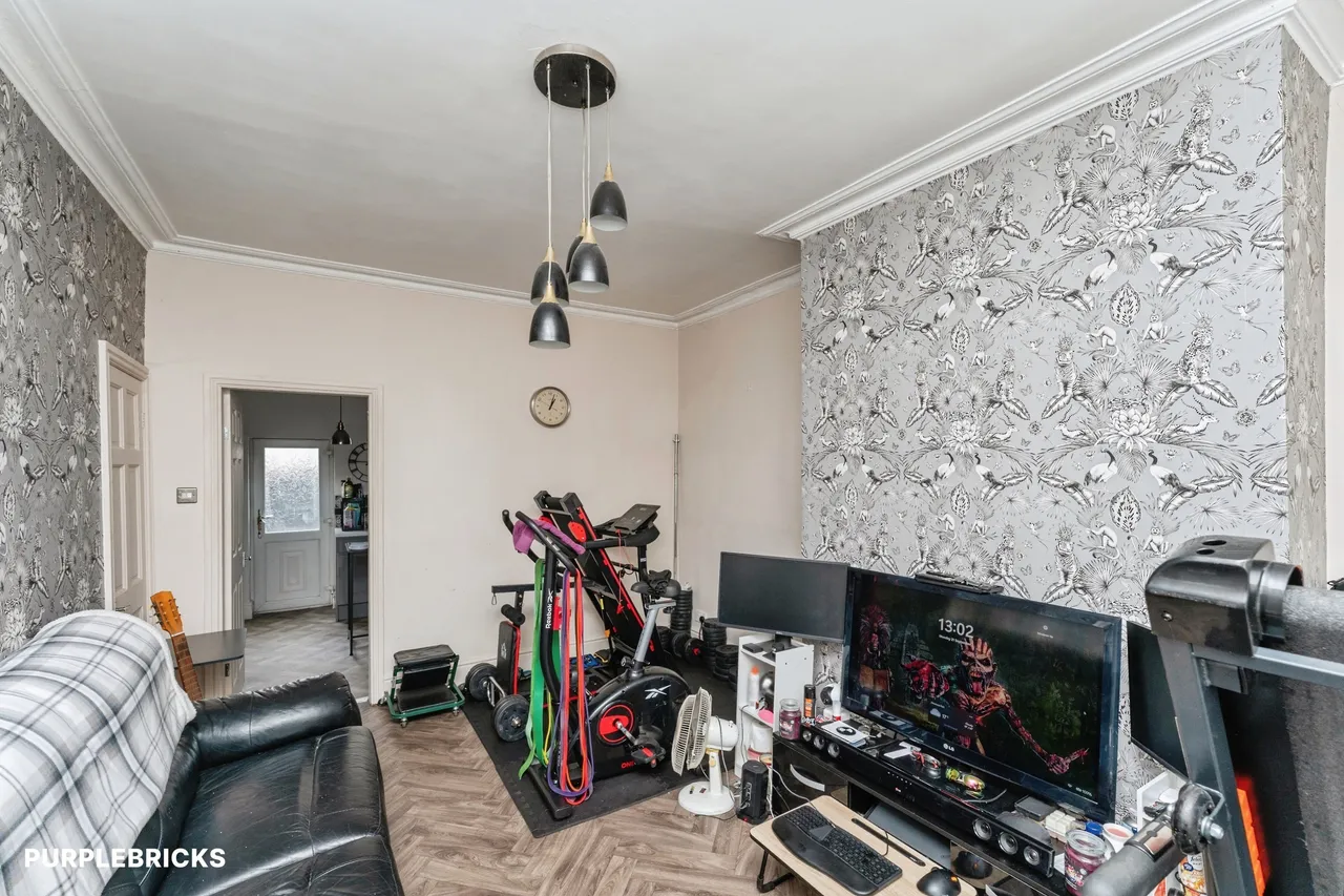Crescent Road, Ellesmere Port, CH65, photo 4