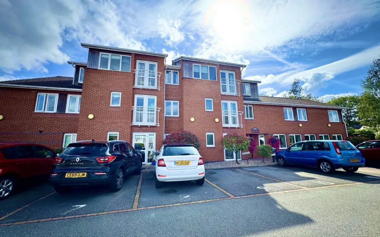 Henbury Court, Kiln Lane, Eccleston, photo 6