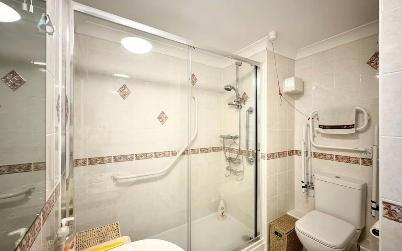 Henbury Court, Kiln Lane, Eccleston, photo 7