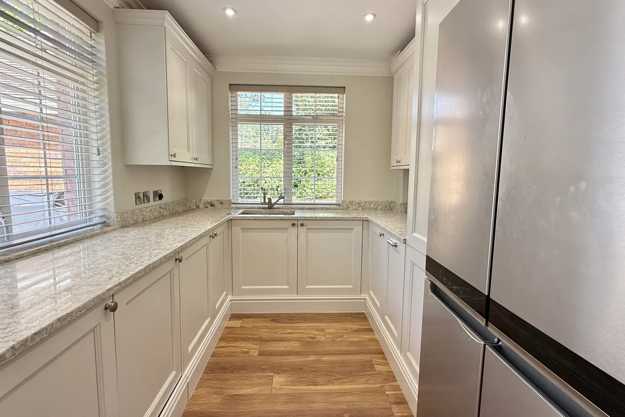 Warren Drive, Ringwood, BH24, photo 10
