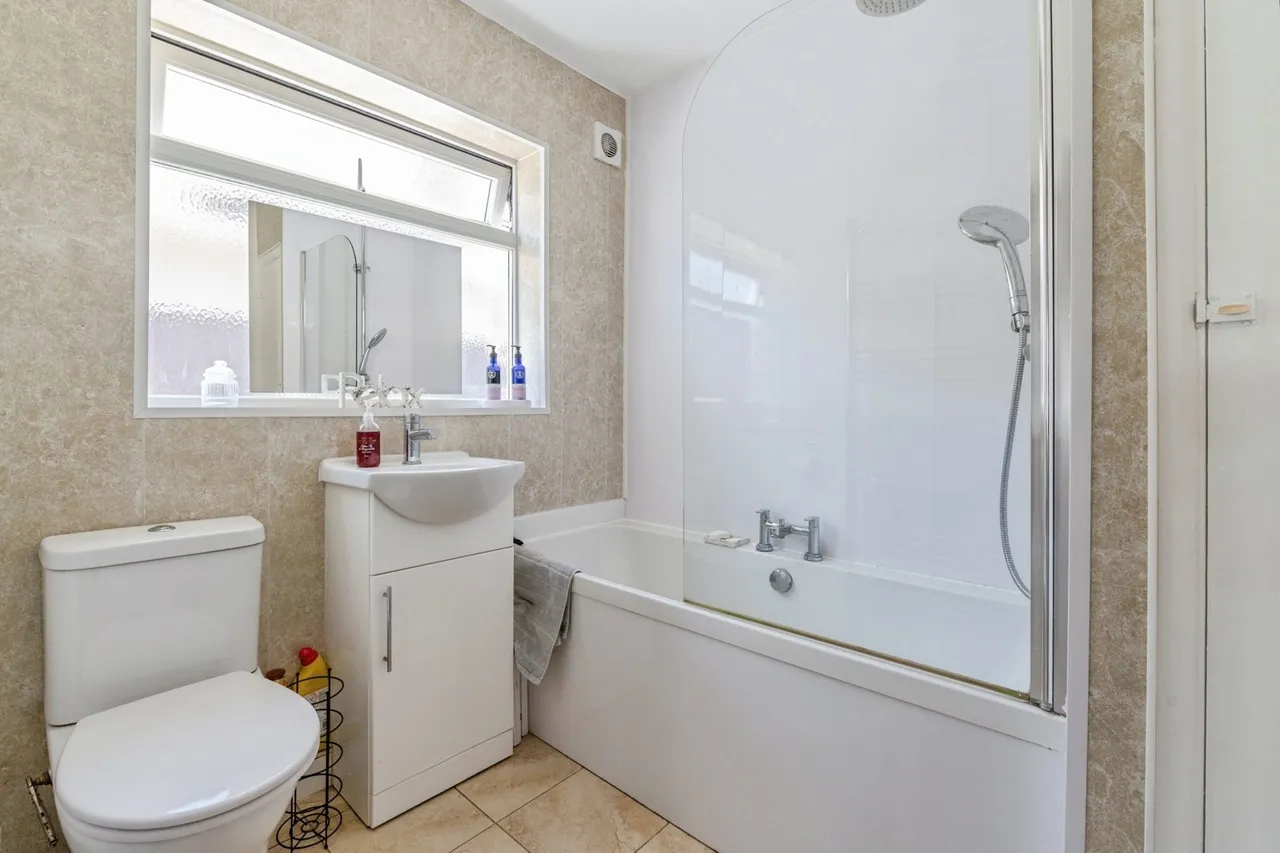 First Avenue, Billericay, Essex, CM12, photo 10