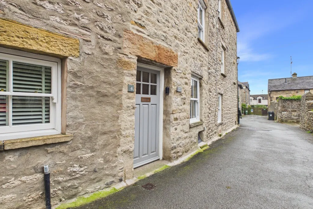 2 bed house for sale, Back Lane, Kirkby Lonsdale
