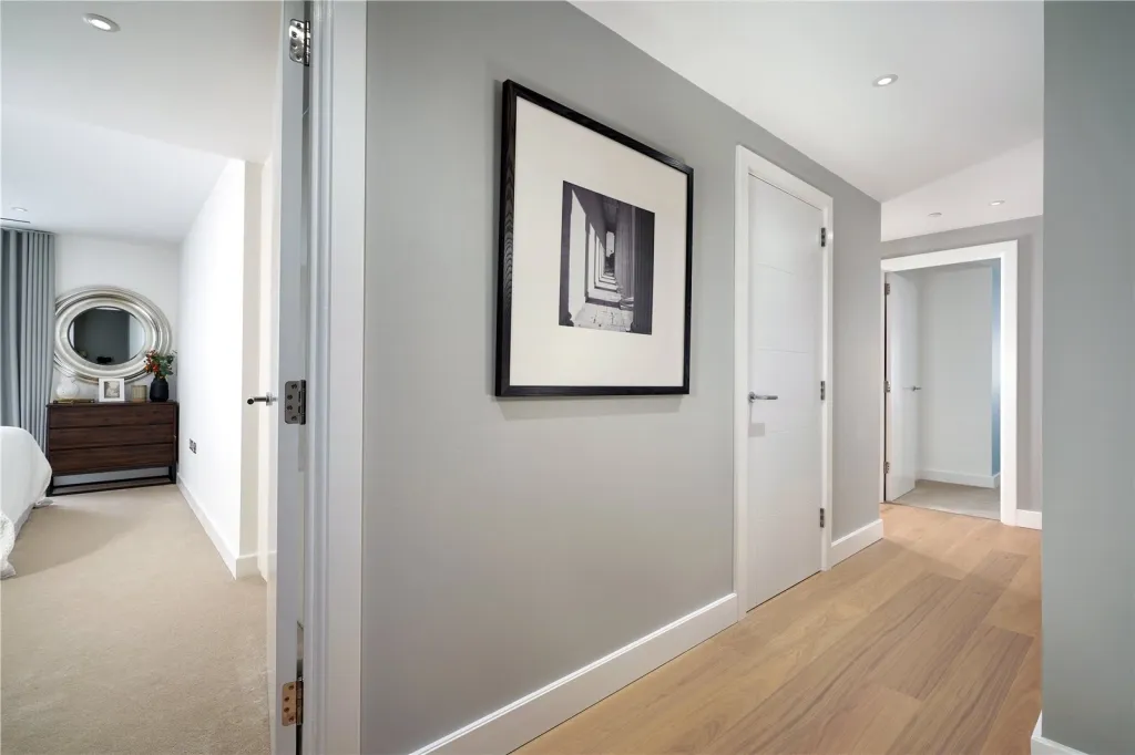 Caversham Road, Colindale, NW9, photo 2