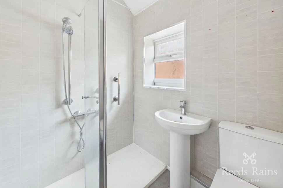 Southey Hall Drive, Sheffield, S5, photo 8