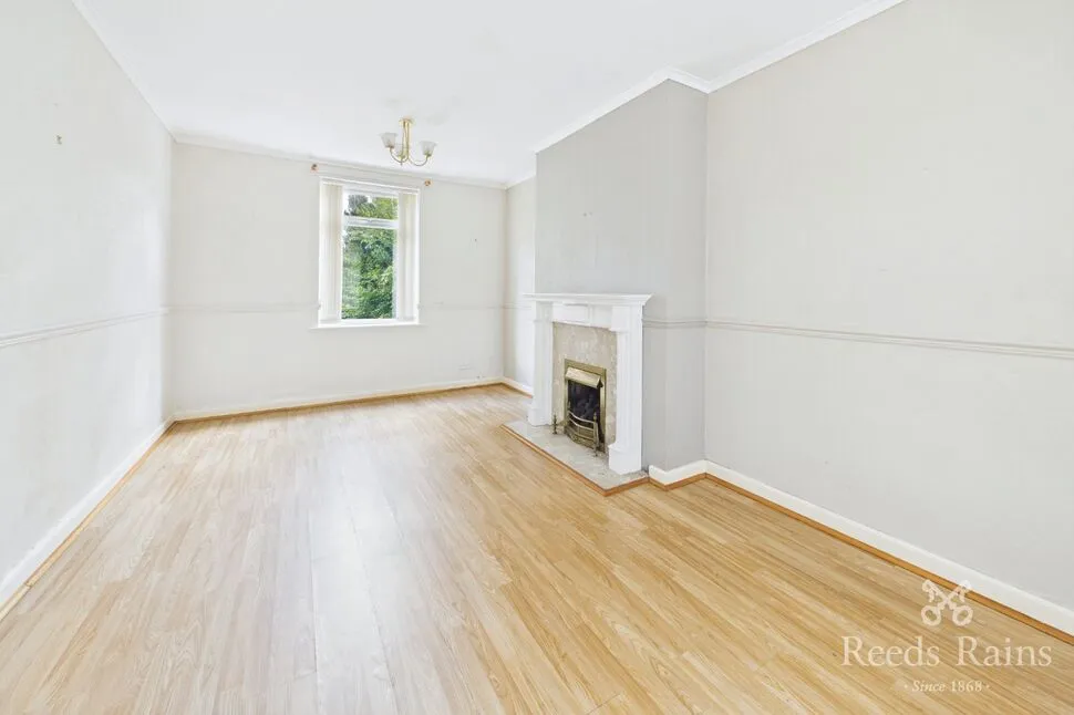 Southey Hall Drive, Sheffield, S5, photo 2