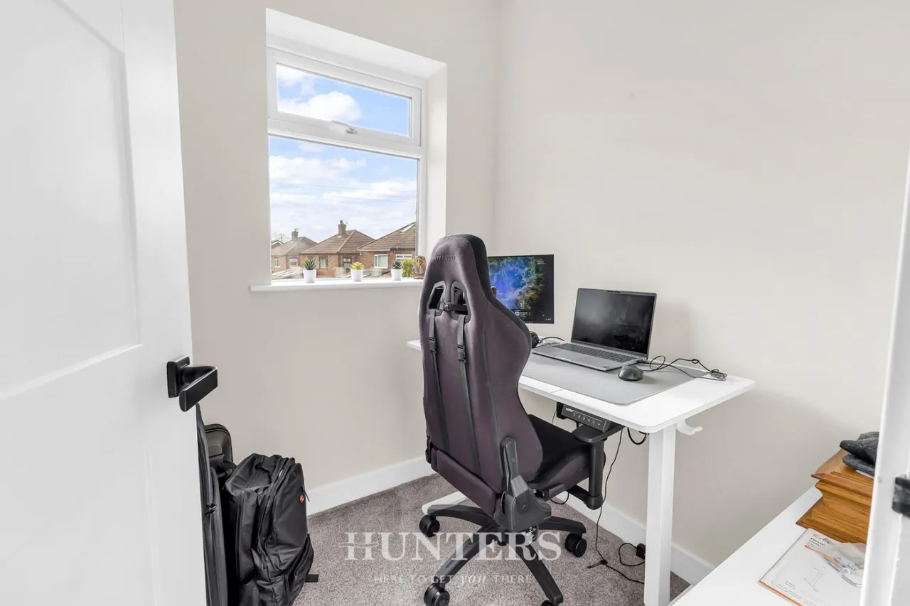 Scholes Drive, Moston, M40, photo 16