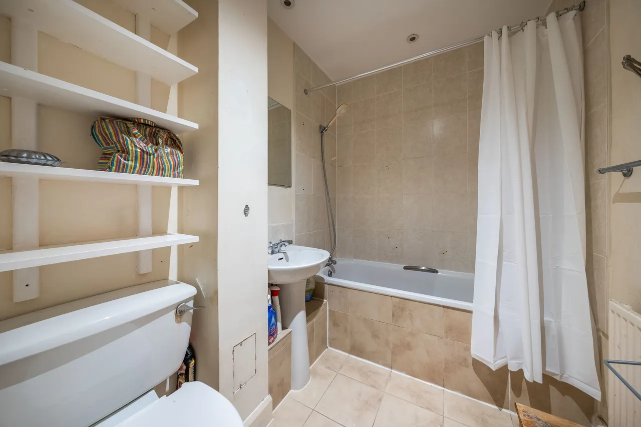 Park Hill, London, SW4, photo 9