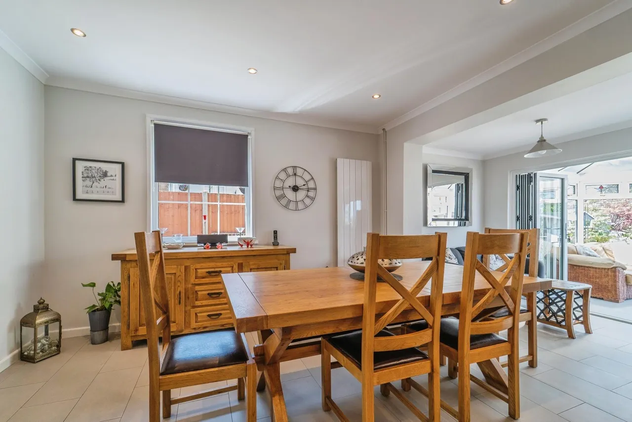 Bryngwyn Road, Llanelli, SA14, photo 7