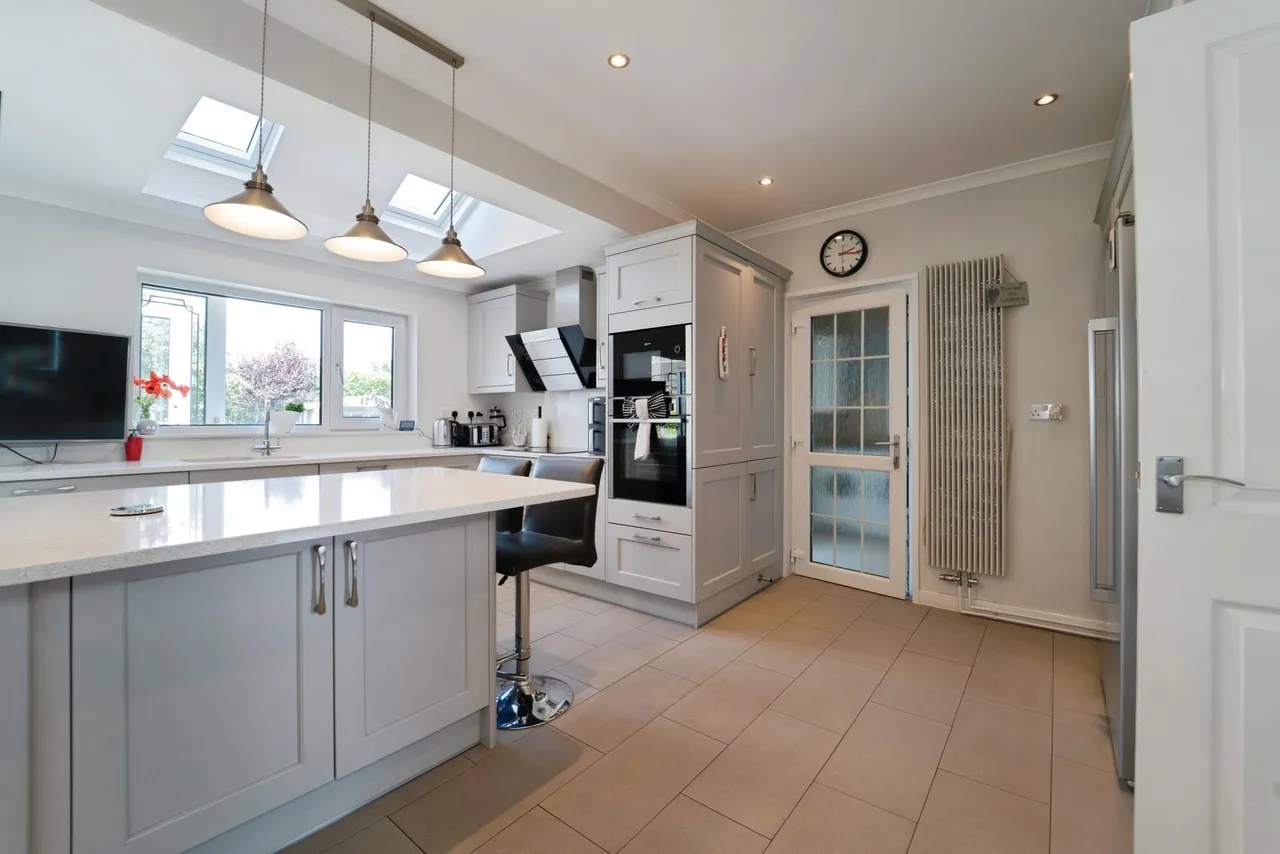 Bryngwyn Road, Llanelli, SA14, photo 5