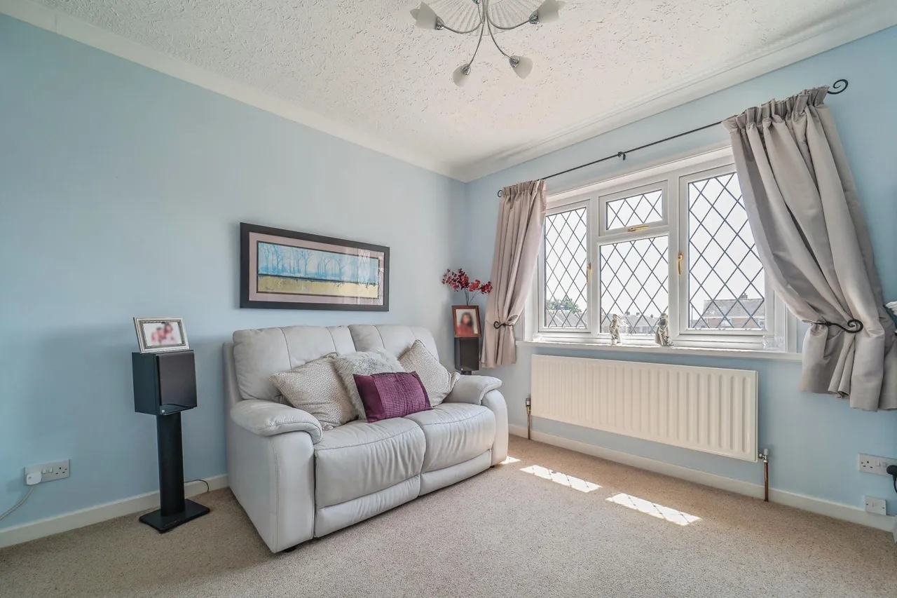 Bryngwyn Road, Llanelli, SA14, photo 16