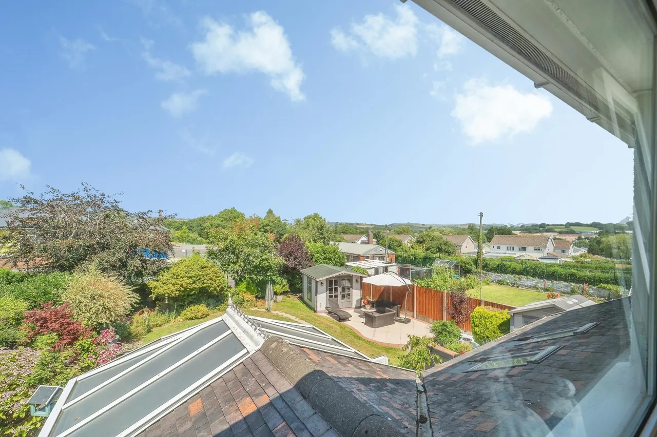 Bryngwyn Road, Llanelli, SA14, photo 14