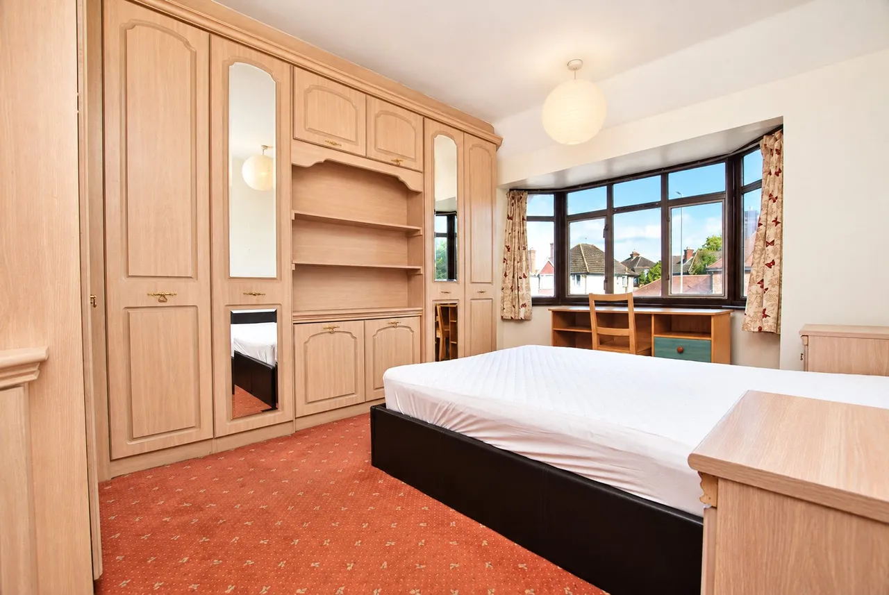 Aldershot Road, Guildford, GU2, photo 10