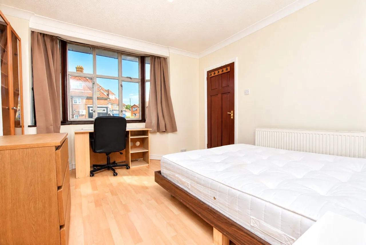 Aldershot Road, Guildford, GU2, photo 7