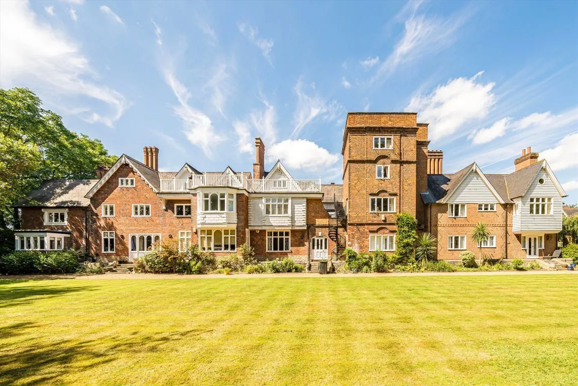 Devey Close, KT2, photo 11