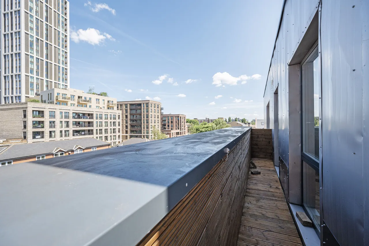 Flat 9, 84 Newark Street, LONDON, photo 9