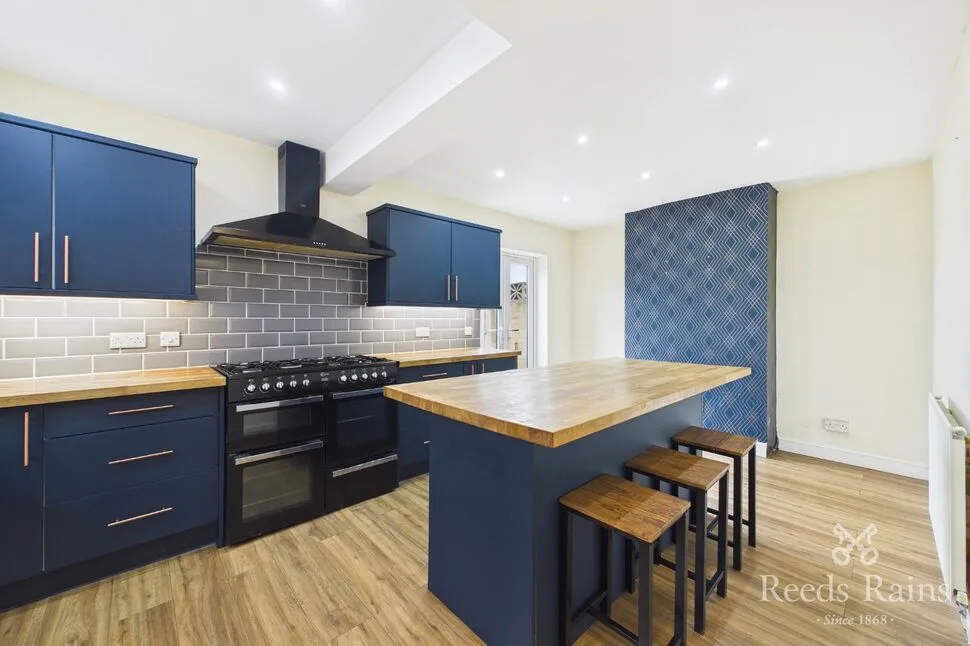 Holland Park Drive, Rhyl, LL18, photo 3