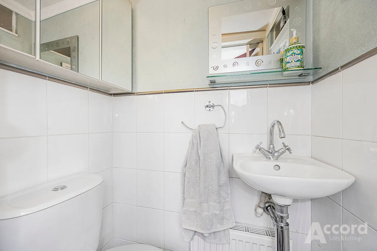 Glenton Way, Romford, RM1, photo 21