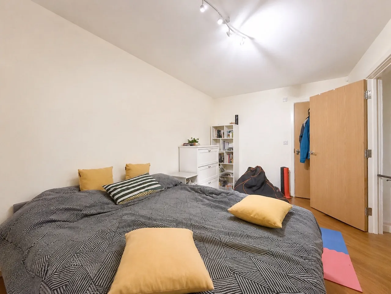 Flanders Court, St. Albans Roa, Watford, WD17, photo 10