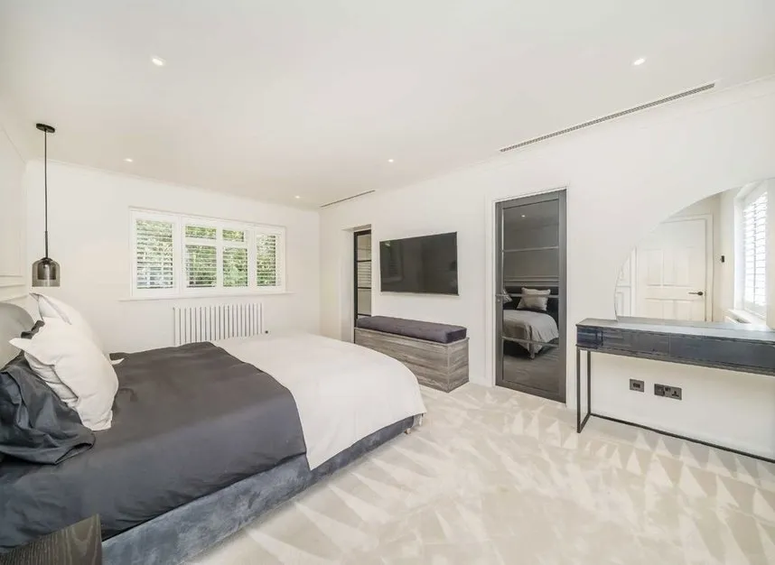 Broomfield, Sunbury-On-Thames, TW16, photo 5