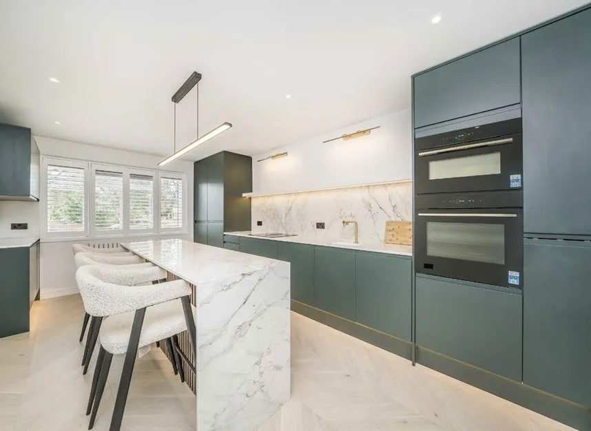 Broomfield, Sunbury-On-Thames, TW16, photo 6