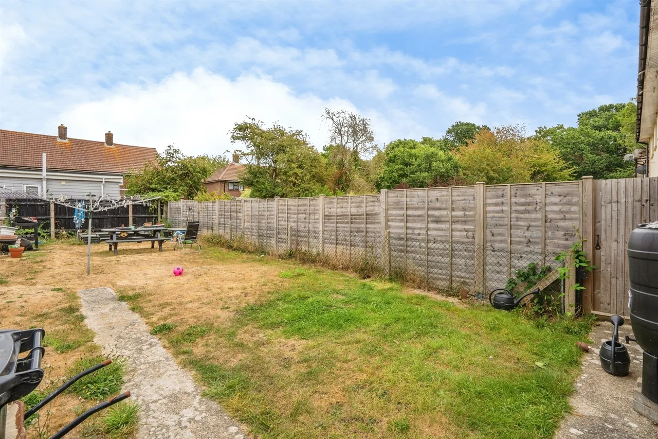 Ayling Close, Gosport, photo 9