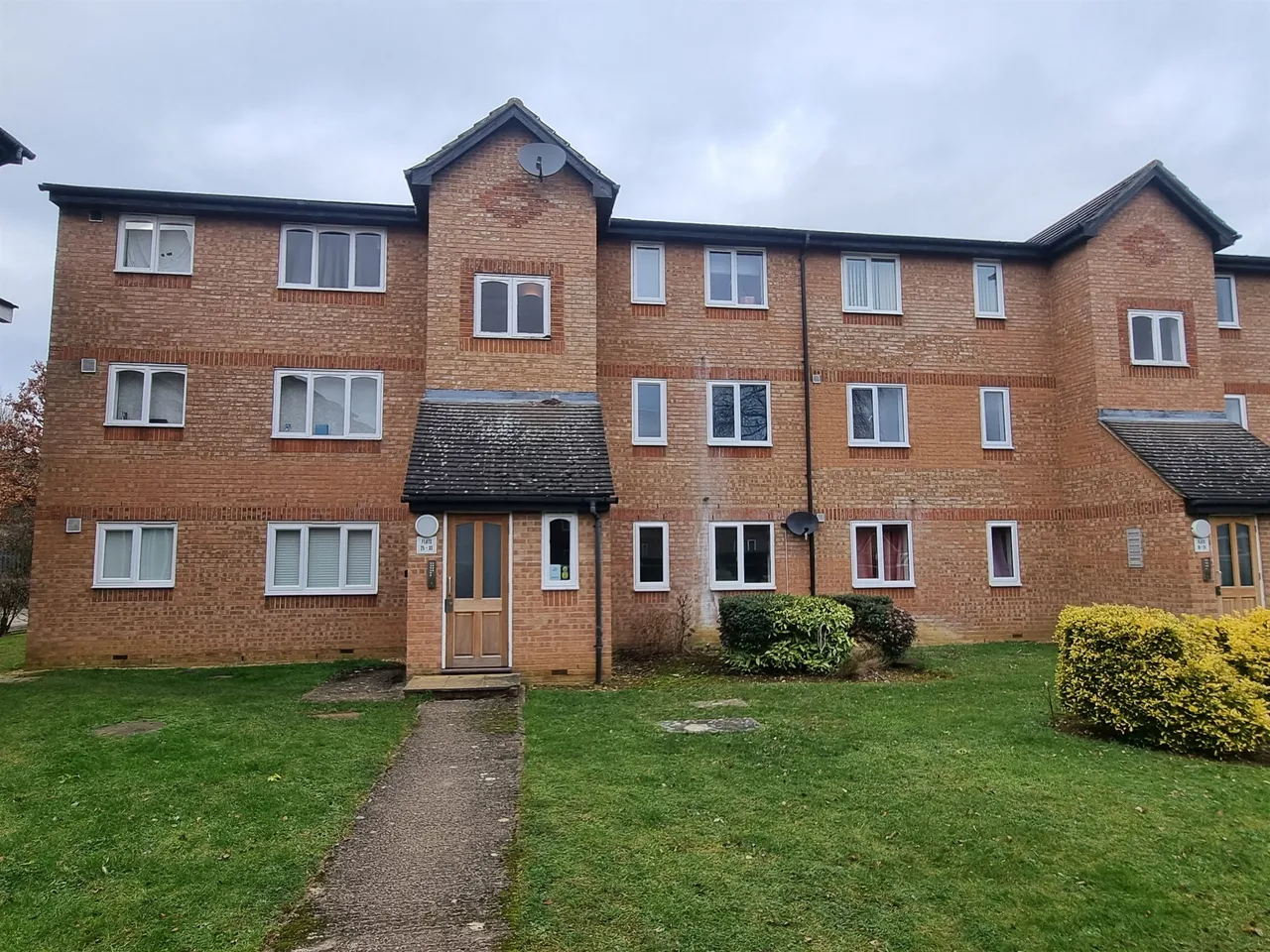1 bed flat for sale — Wedgewood Road, Hitchin