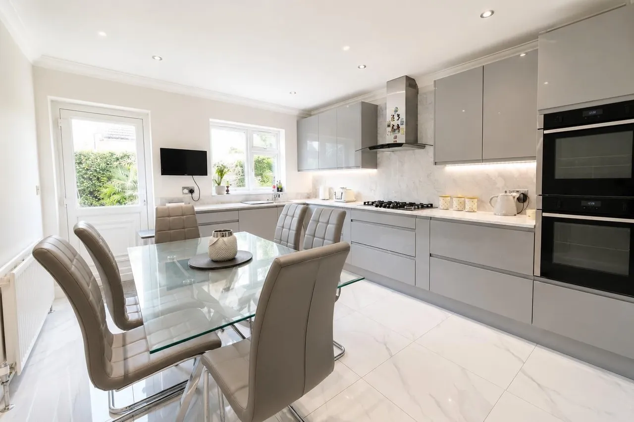 Hammondstreet Road, West Cheshunt EN7 6PH, photo 5