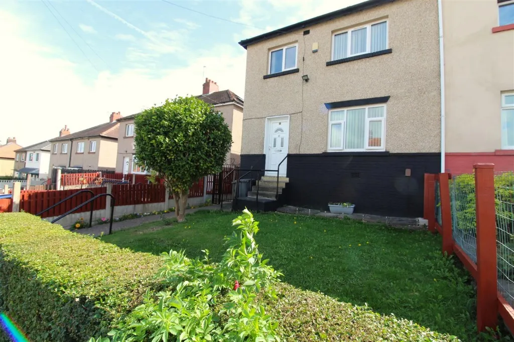 Leafield Close, Huddersfield, HD2, photo 28