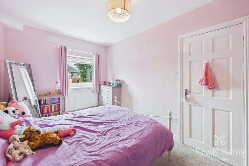 Highgate Road, Queensbury, West Yorkshire, BD13, photo 12