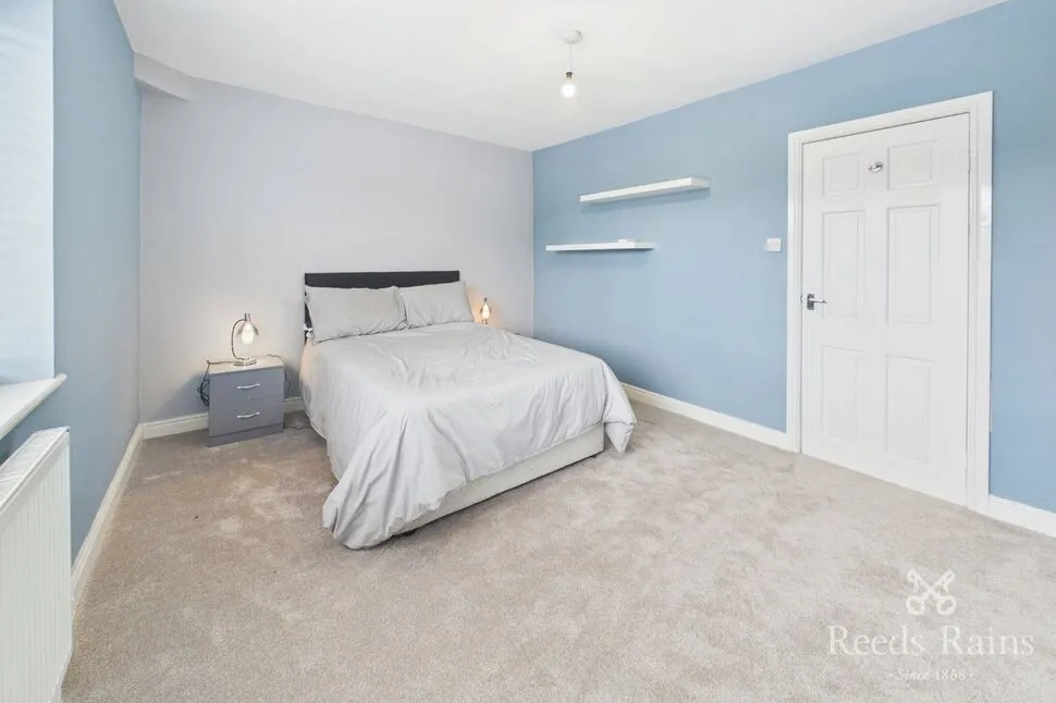 Highgate Road, Queensbury, West Yorkshire, BD13, photo 10