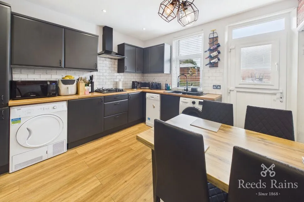 Highgate Road, Queensbury, West Yorkshire, BD13, photo 7