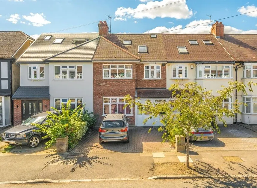5 bed house for sale — Springfield Avenue, Raynes Park, SW20