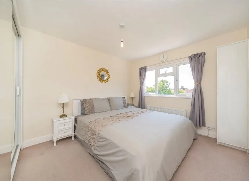 Springfield Avenue, Raynes Park, SW20, photo 6