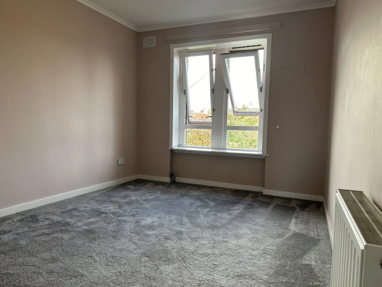Great Western Road, Anniesland, G13, photo 8