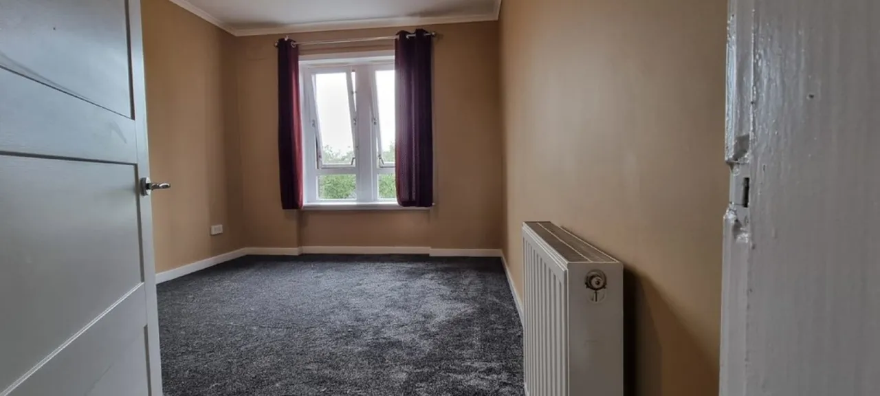 Great Western Road, Anniesland, G13, photo 6