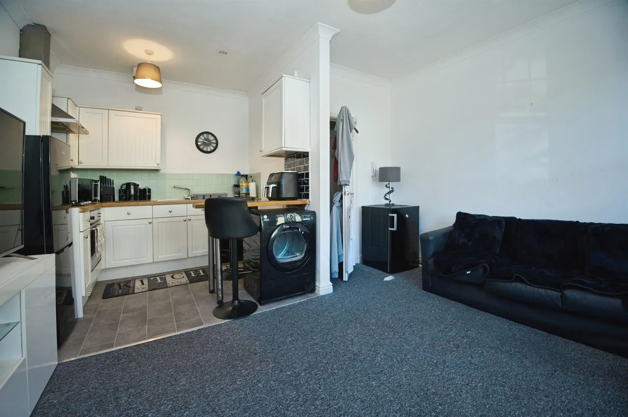 Mill Street, Pontypridd, CF37, photo 14