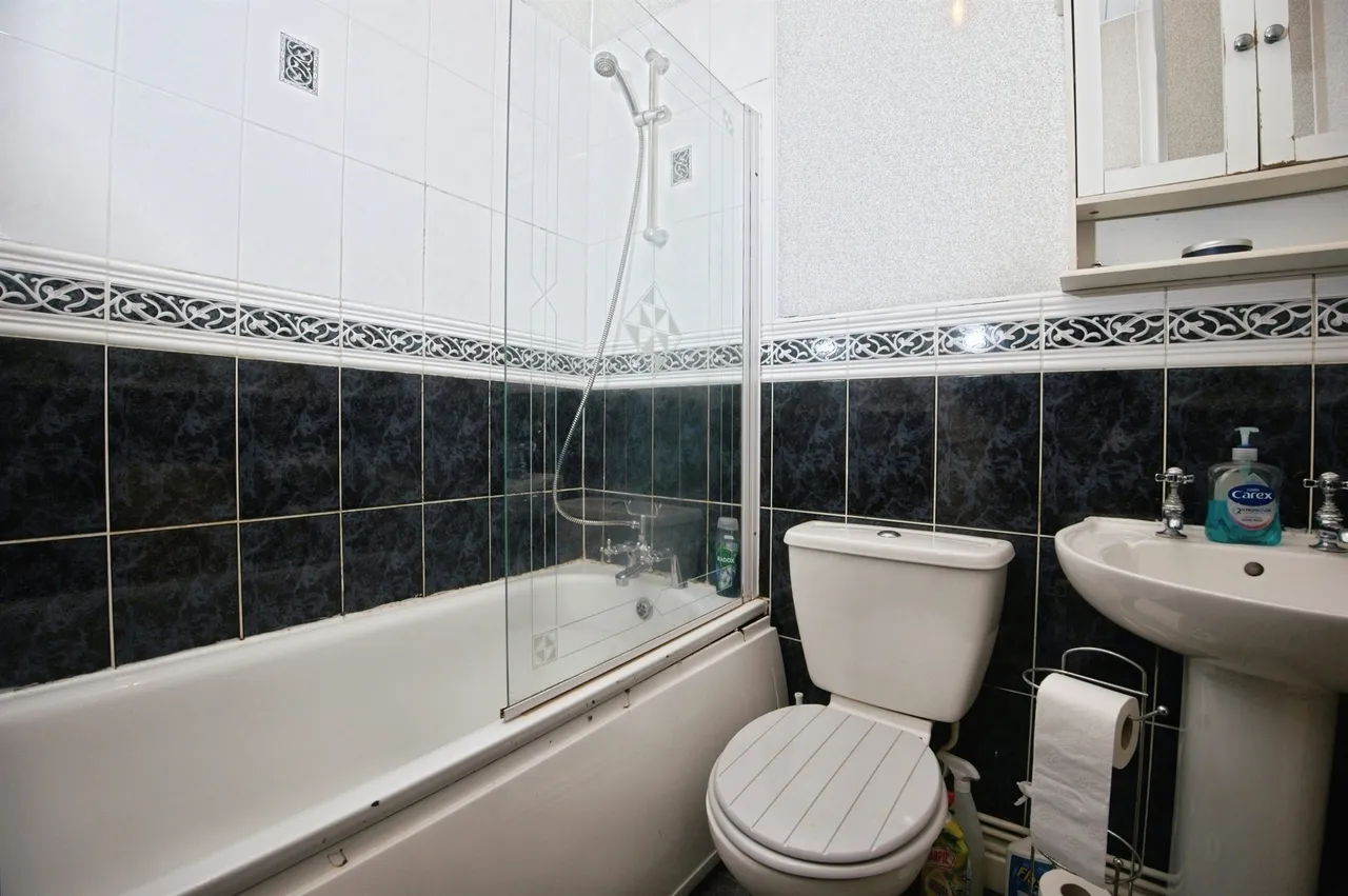 Mill Street, Pontypridd, CF37, photo 5
