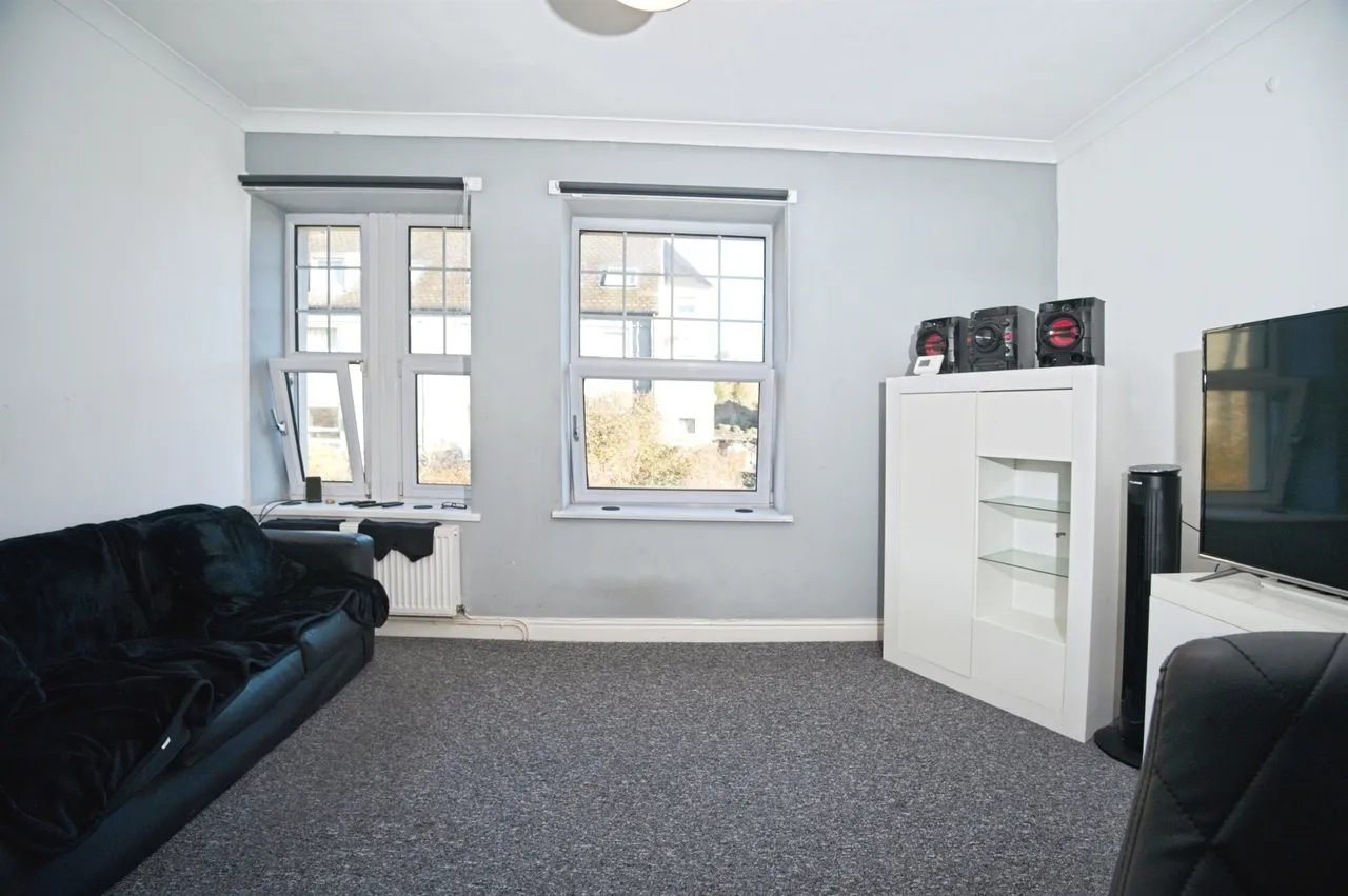 Mill Street, Pontypridd, CF37, photo 7