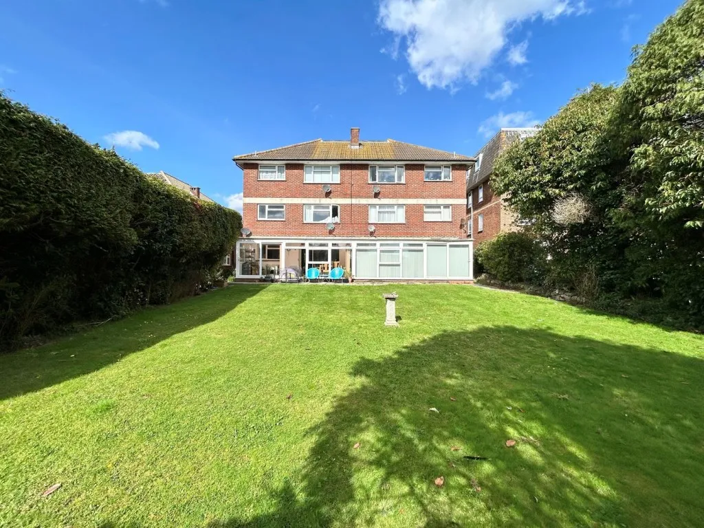 Collington Avenue, Bexhill on Sea, photo 12