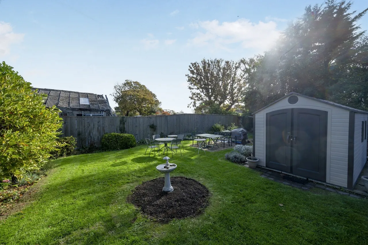 Staunton Avenue, Hayling Island, PO11, photo 12