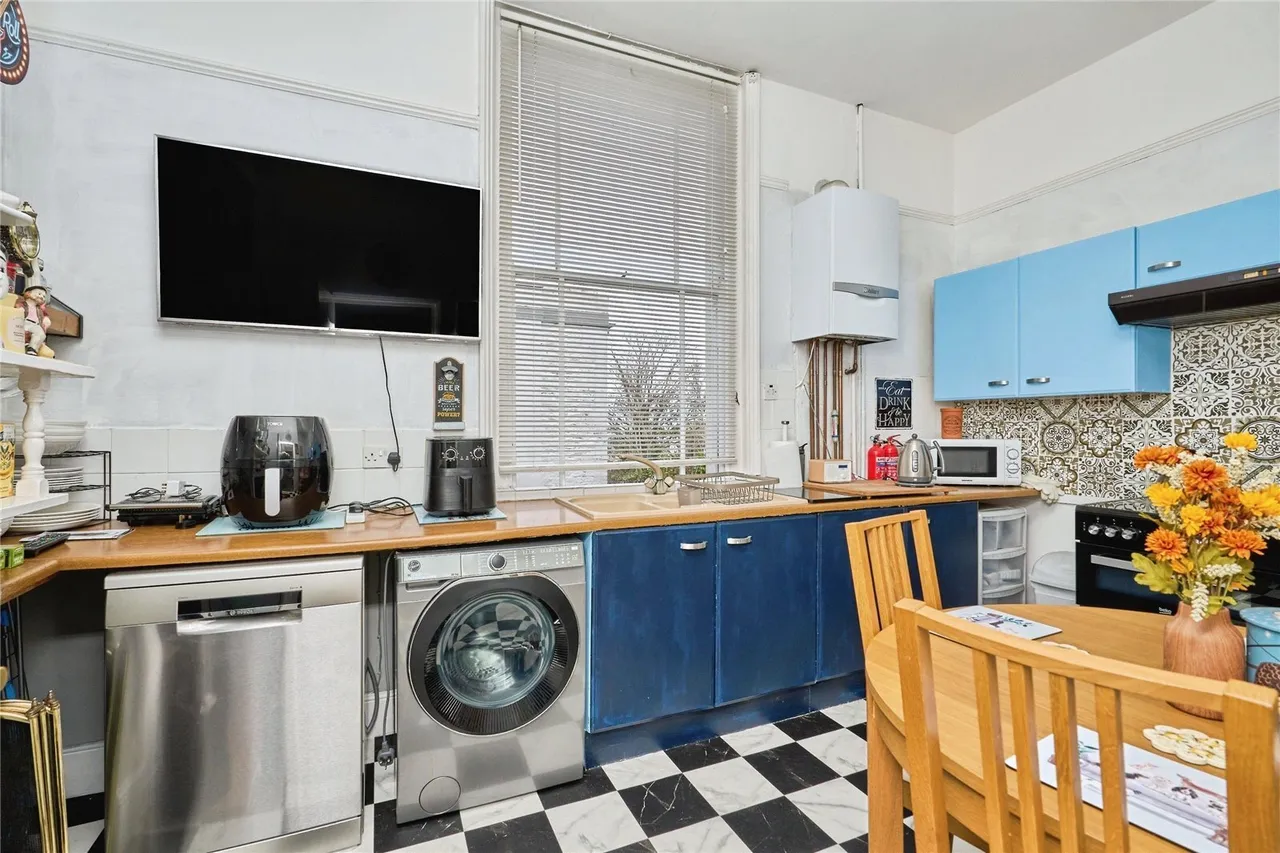 Nelson Street, Ryde, PO33, photo 5