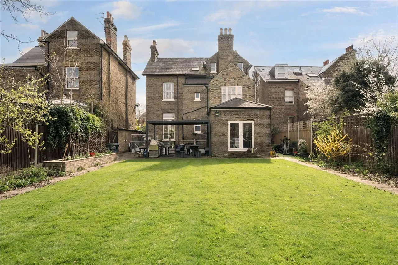 Kingston Hill, Kingston upon Thames, Surrey, KT2 7PW, photo 6