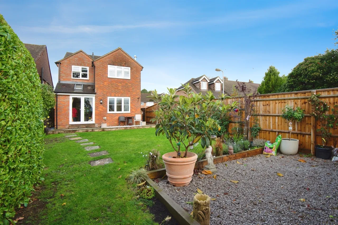 3 bed house for sale, The Avenue, Princes Risborough, HP27