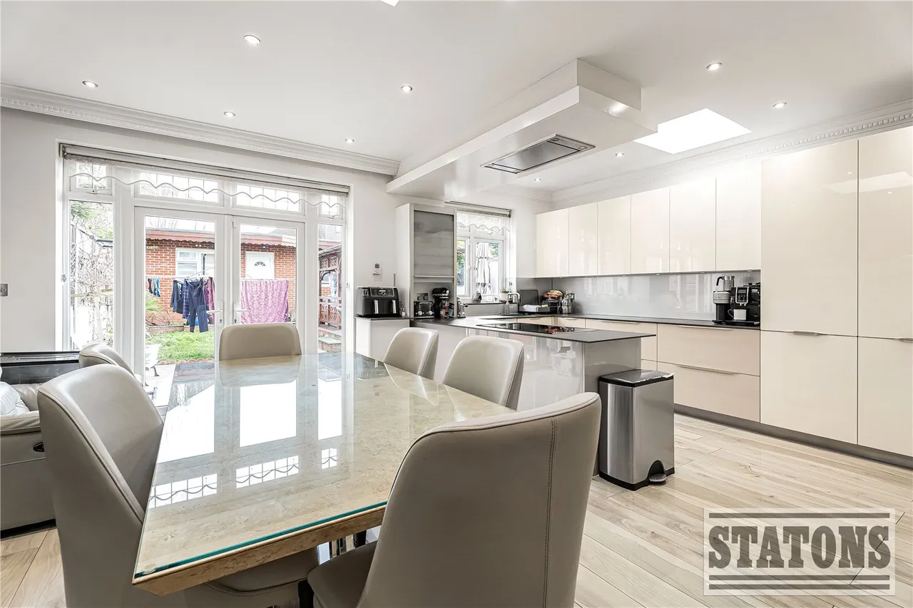 Oakdale, London, N14 5RG, photo 6